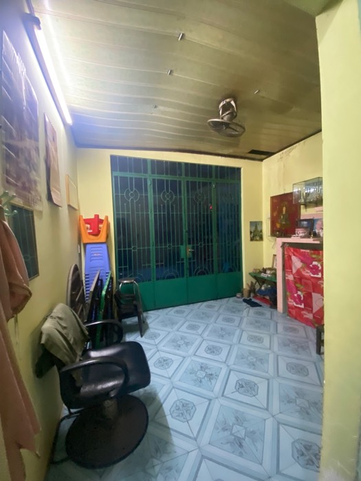 Bán nhà. Lạc long quân gần đường Âu cơ.DT 36.5/36.4, hẻm xe hơi, số tầng 4, giá  9.5 tỷ